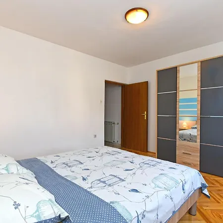 Apartament Luciano 621 *