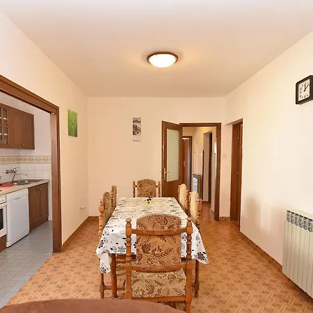 Luciano 621 Apartament *